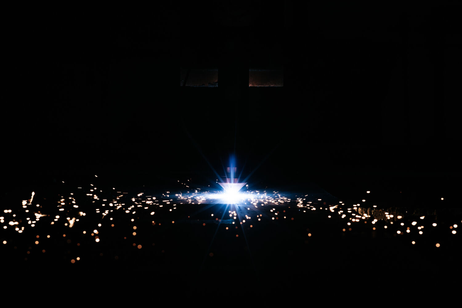 Photo d'une machine de fabrication de pièces mécaniques